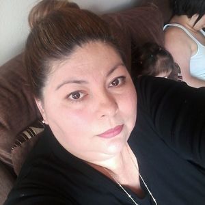 Meet your Posher, Maria dolores